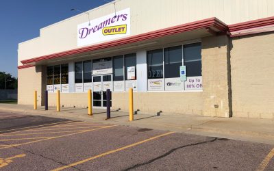 Tell me about Dreamers Outlet/BoxDrop Sioux Falls Furniture & Mattress Clearance Center